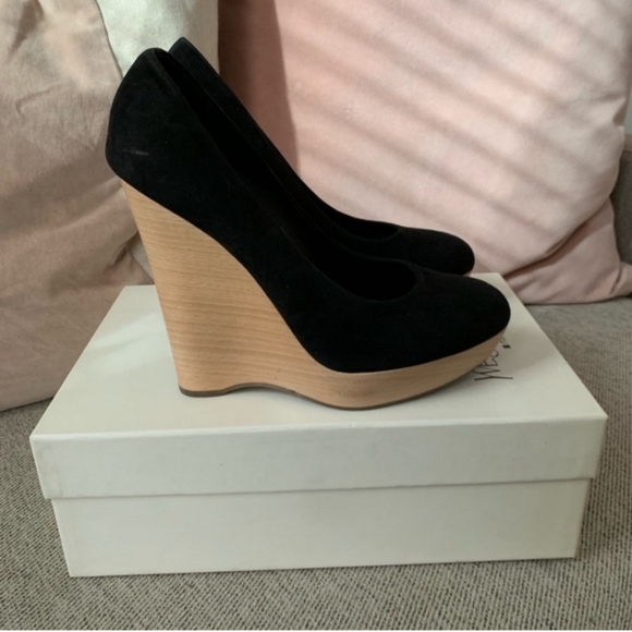 YSL Pump Yves Saint Laurent - Picture 3 of 4